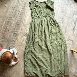 Old Navy maternity dress, medium